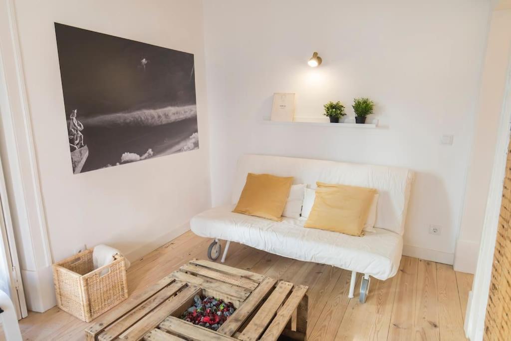 Historical Santos I Apartment Lissabon